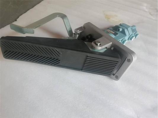 31LM-40220 31LM40220 Hydraulic Foot Valve Pedal for HYUNDAI Foot Pilot Valve Pedal